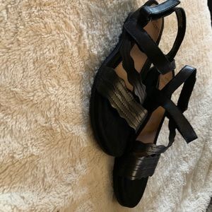 6.5 Wide Width Earth Origin Sandals